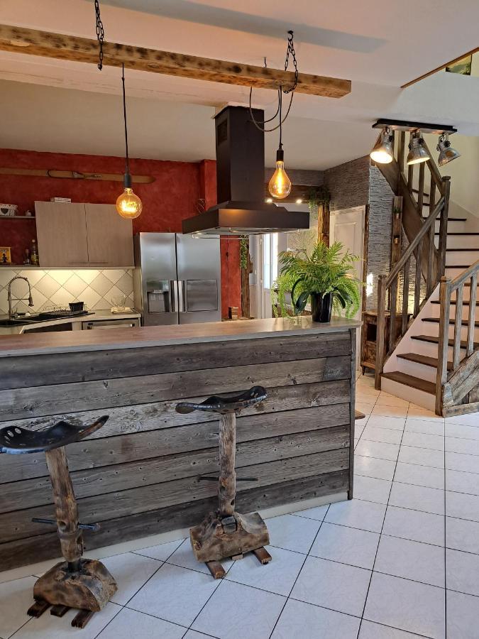 Gite Redrooster Home - 160M2, 4 Ch, 2 Sdb, Fibre, Parking, Sauna, Bain A Remous Theys Ngoại thất bức ảnh
